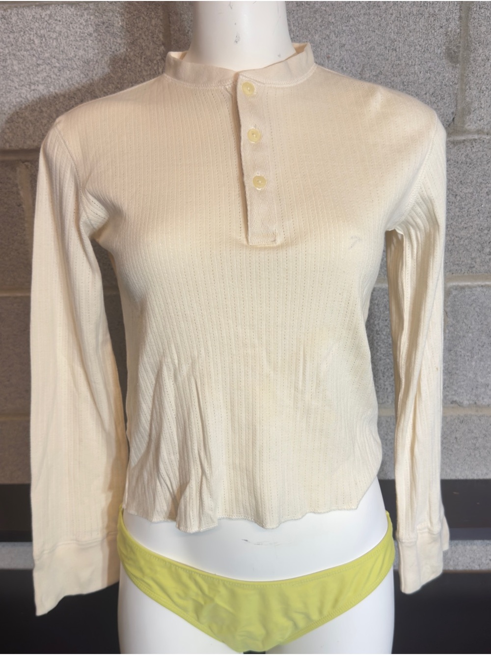 Ralph Lauren Cream Ribbed Long-Sleeve Henley Big Kids size 12/14